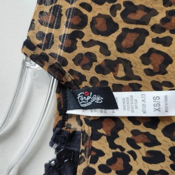 Leopard Print Bodysuit - Picture 5 of 7